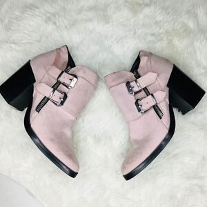 Forever 21 pink booties